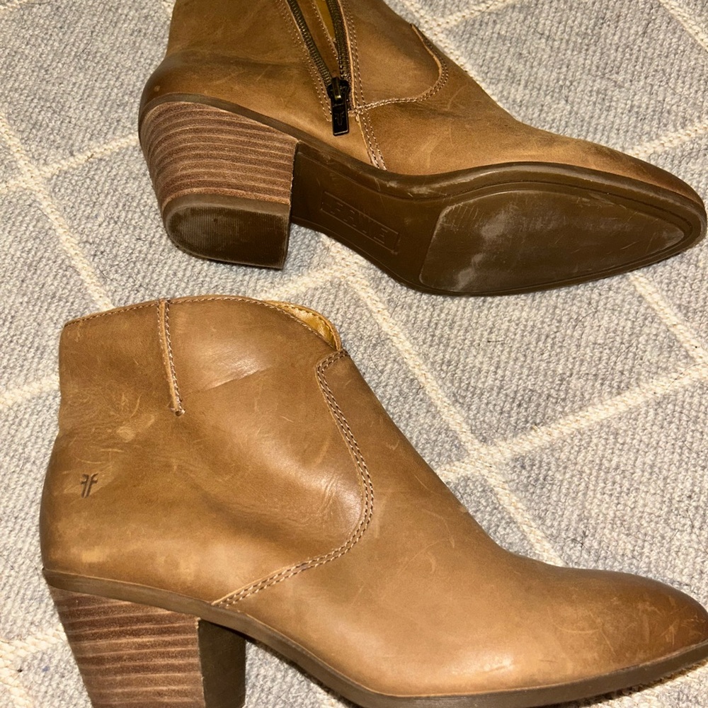 Vguc FRYE boots 8.5 - Picture 3 of 10